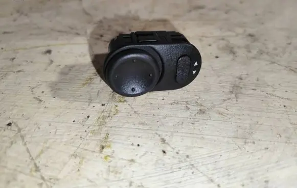 Opel Zafira A Wing mirror switch 09226861