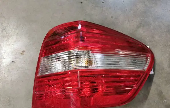 Mercedes-Benz ML W164 Rear/tail lights 084401946R