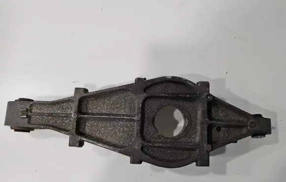 Maserati Levante Rear upper control arm/wishbone 670106335