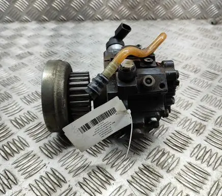 Audi A6 S6 C6 4F Fuel injection high pressure pump 