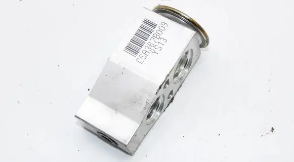 Mitsubishi Outlander Air conditioning (A/C) expansion valve CSA387B009