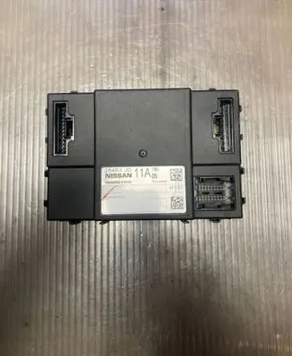 Nissan X-Trail T31 Comfort/convenience module 284B2JD11A 5WK46480 2AA0000103