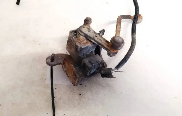 Mercedes-Benz ML W163 Front height sensor lever 