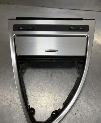 BMW 1 E81 E87 Ashtray trim (front) 7114939