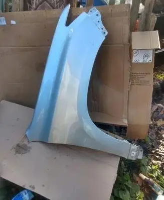 Toyota Land Cruiser (J200) Fender 