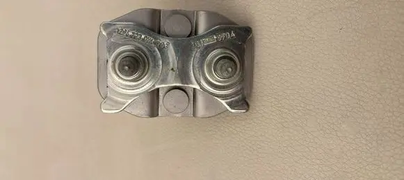 Mercedes-Benz C W204 Front door hinge set A2047230111