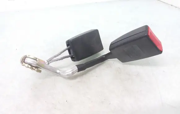 Audi A3 S3 A3 Sportback 8P Middle seatbelt buckle (rear) 8P0857739B