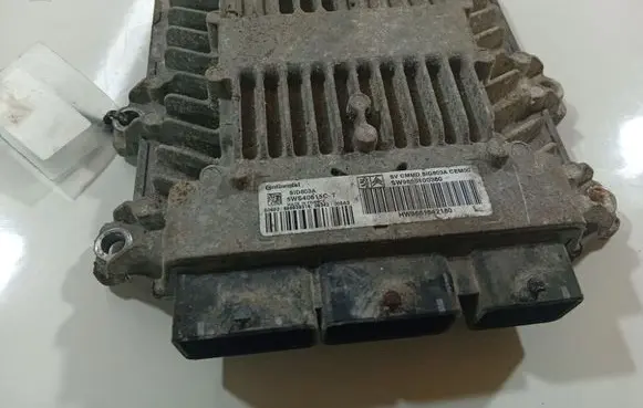 Peugeot Expert Engine control unit/module SW9665100380