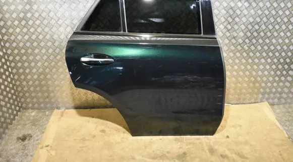 Mercedes-Benz GLE W167 Rear door D511