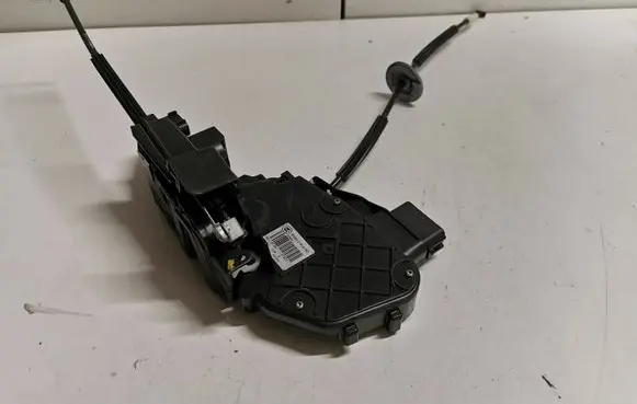 Land Rover Range Rover Sport L494 Front door lock 6W8A21812GD