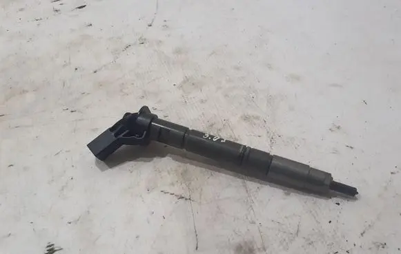 Audi A7 S7 4G Fuel injector 059130277CT