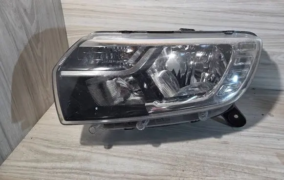Dacia Sandero II Headlight/headlamp 260605665R 90114430 90114430T0HT