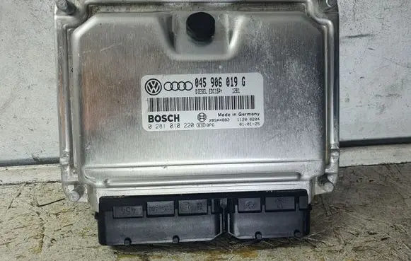 Audi A2 Engine control unit/module 0281010220 045906019G