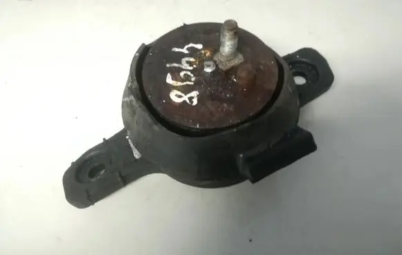 Subaru Forester SH Engine mount bracket