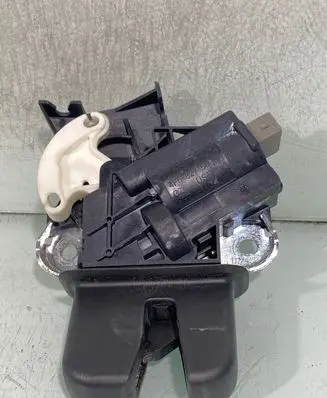 Audi A5 8T 8F Tailgate/trunk/boot lock/catch/latch 4f5827505d
