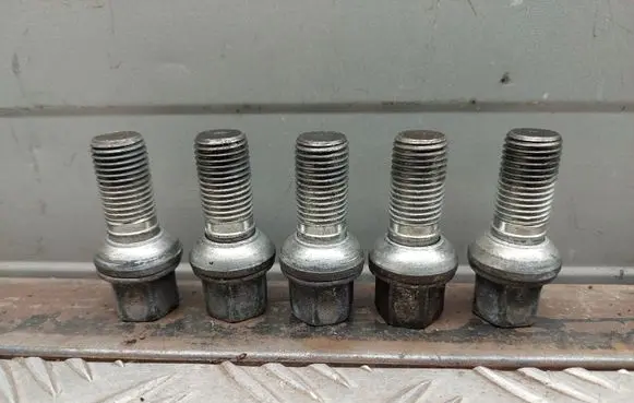 Audi A8 S8 D4 4H Nuts/bolts 