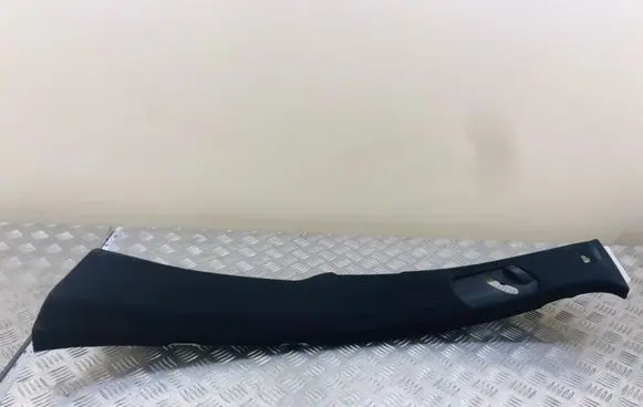Mercedes-Benz R W251 (B) pillar trim (top) A2516907923
