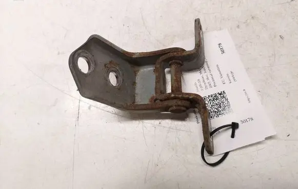 Mazda 5 Front door lower hinge