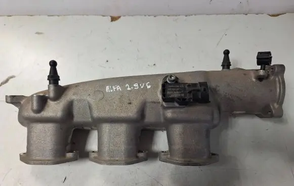 Alfa Romeo Giulia Intake manifold 323774