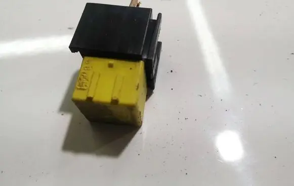 Dacia Sandero Other relay 20241044