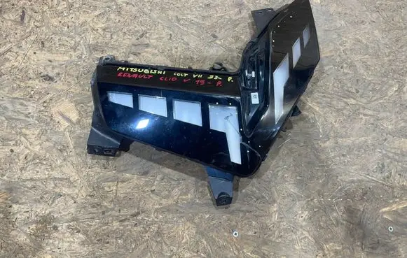 Mitsubishi Colt VII LED Daytime headlight 266006997R S2506P082-M