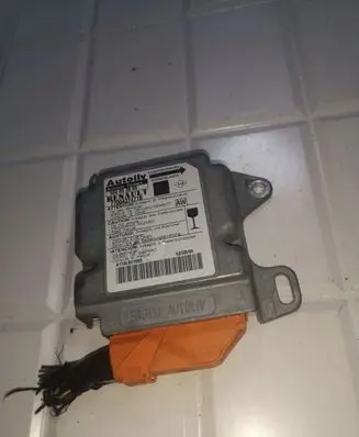 Renault Scenic I Airbag control unit/module 7700437471B 550803800