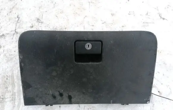 Toyota Avensis T220 Glove box 5555013020 55550-13020