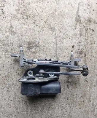 Front wiper linkage and motor
