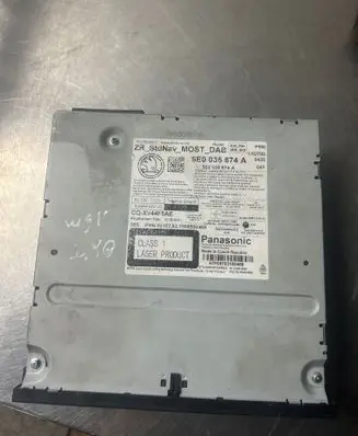CD/DVD changer