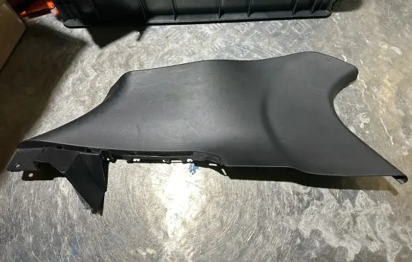 Citroen DS4 (C) pillar trim 9670015377