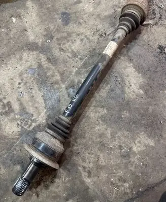 BMW X5 F15 Rear driveshaft P860983902 8609839