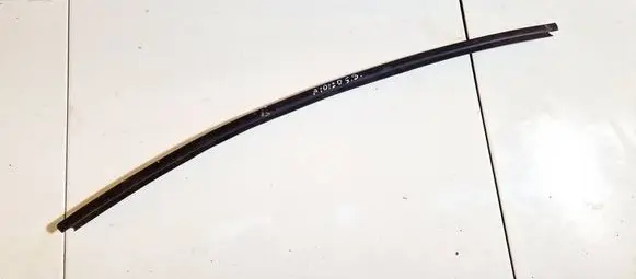 Citroen Xsara Picasso Windshield trim 