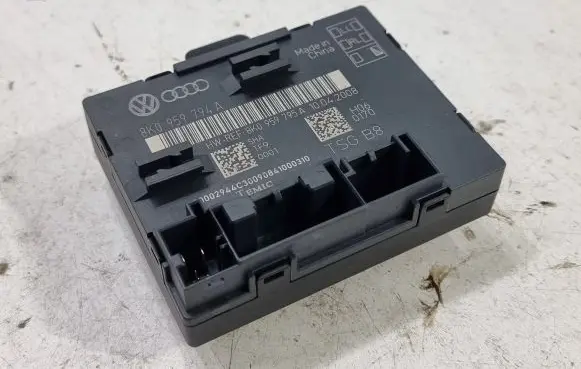 Audi A4 S4 B8 8K Door control unit/module 8K0959794A