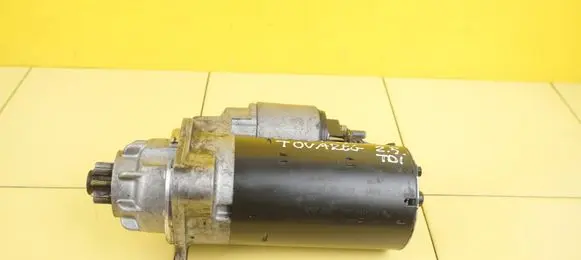 Volkswagen Touareg I Starter motor 0001125600 BAC