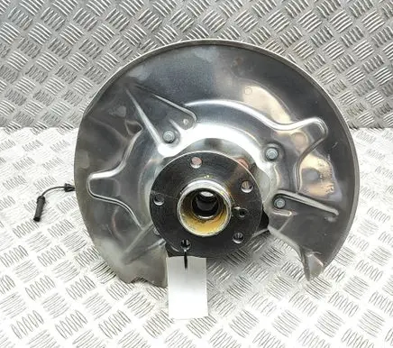 BMW XM Rear wheel hub 1544038 6899156