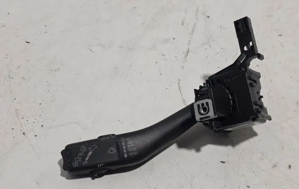 Volkswagen Tiguan Wiper control stalk 1K0953519J 01203516 20351683361314