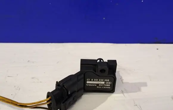Volvo S60 Air pressure sensor 8677288 0261230090