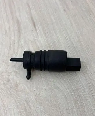 BMW 3 E46 Windscreen/windshield washer pump