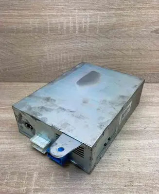 BMW 5 E39 Video control module 6911221 037138052