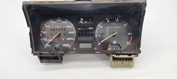 Volkswagen PASSAT B2 Speedometer (instrument cluster) 321919033PN