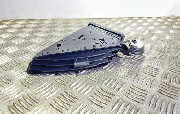 Dash center air vent grill
