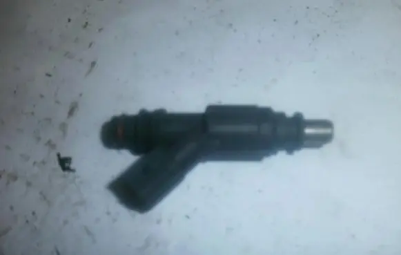 Toyota Corolla Verso E110 Fuel injector 0280156019