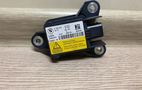 BMW 5 F10 F11 Airbag deployment crash/impact sensor 9159313 65779159313