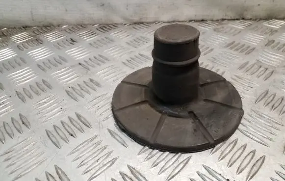 Opel Meriva B Rear coil spring rubber mount 90538498