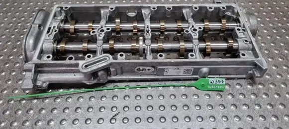 Volkswagen Golf VII Camshaft S26378357 04L103308K 04L103292J
