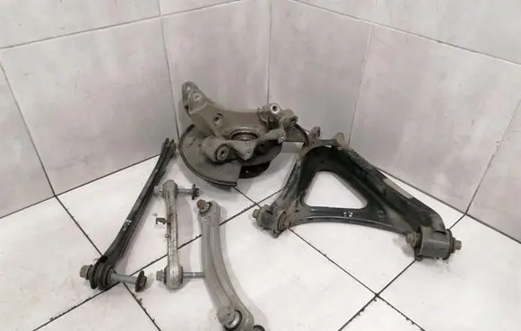 Porsche Cayenne (92A) Rear suspension assembly kit set 95833161110 95831104111