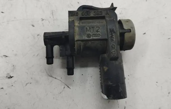 Porsche Cayenne (92A) Valve vacuum 1K0906283A
