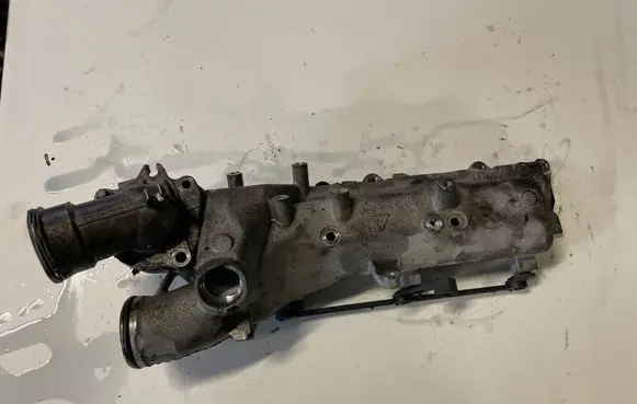Mercedes-Benz E W211 Intake manifold