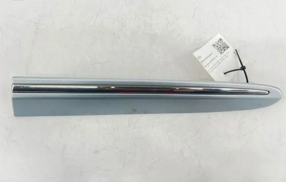 Mercedes-Benz CLK A209 C209 Rear fender molding trim A2096902562