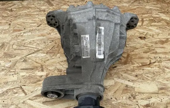 Jeep Grand Cherokee Rear differential P68378939AB